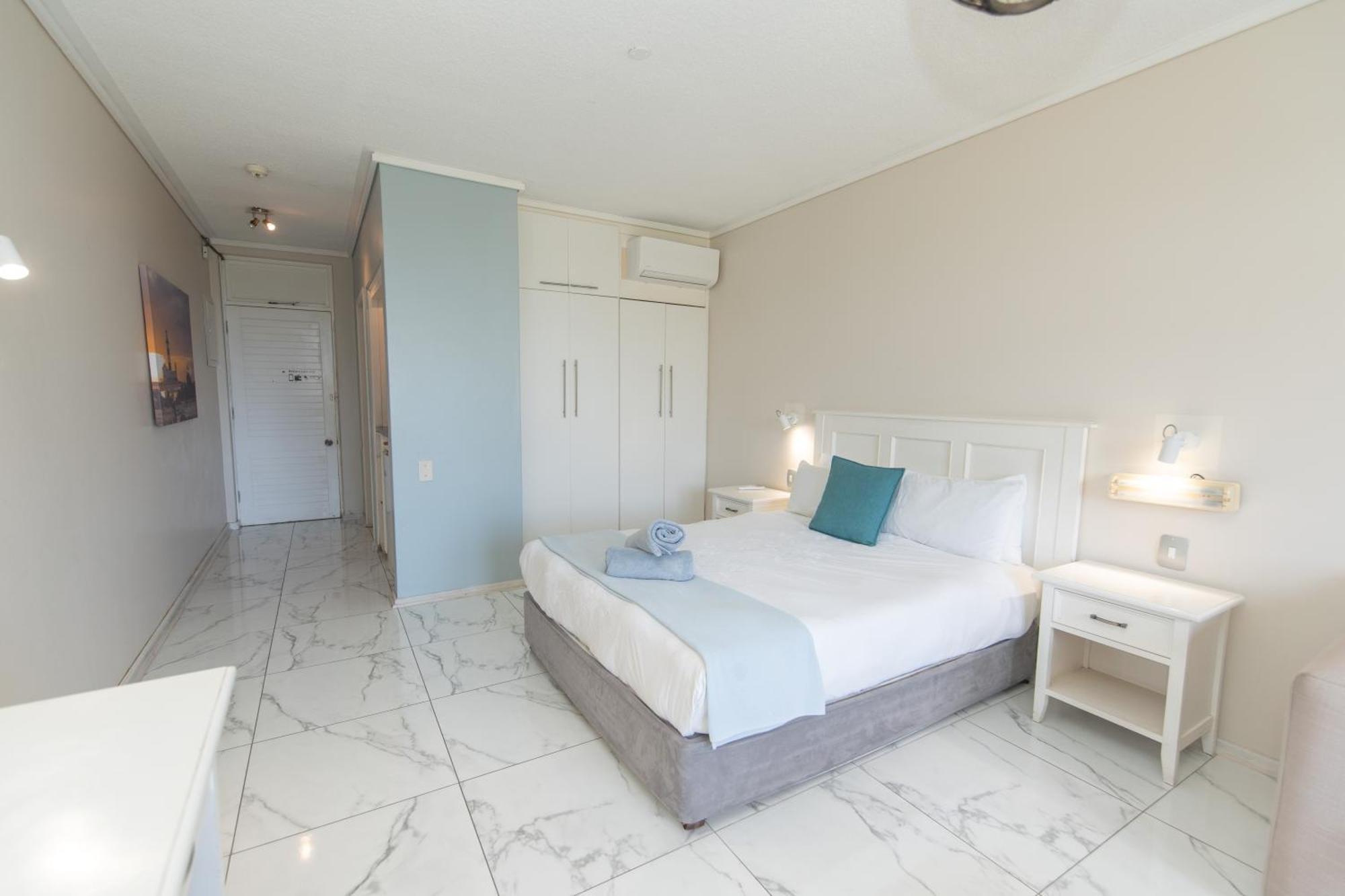 157 Brookes Hill Suites Near The Beach Port Elizabeth Kültér fotó